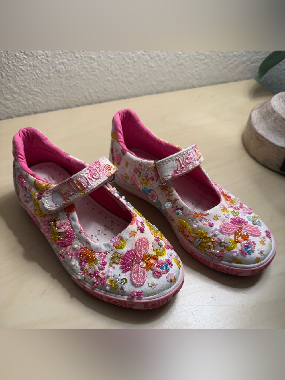 Lelli Kelly Girls beaded mary janes NWT size 10 eu size 28